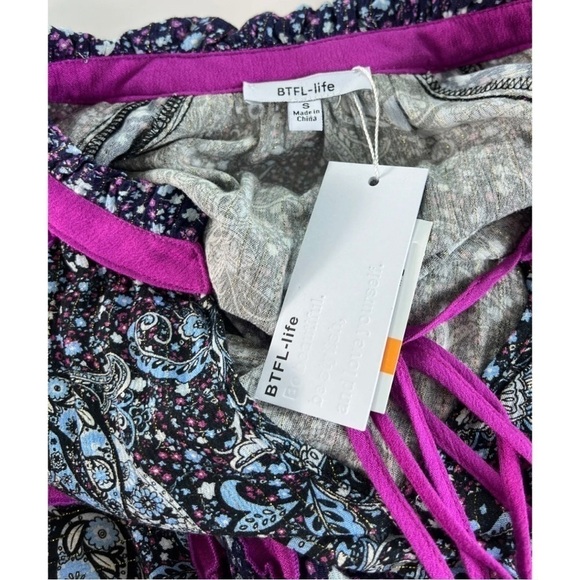 BTFL-life Womens Sz S Colorful Paisley Print Ruffled Metallic Tunic Top NEW - Picture 7 of 8